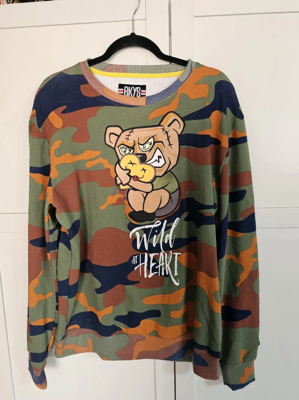 BKYS Wild Heart Camo Sweatshirt Large Streetwear Bear Graphic Crewneck Pullover